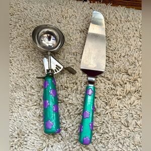 Cake and Ice cream scooper with colorful teal and purple flowers